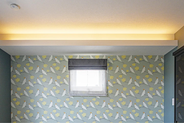 造作天井+間接照明